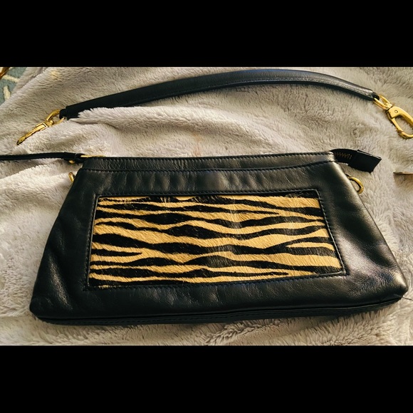 Kate Landry shoulder bag or wristlet clutch. - Picture 6 of 8